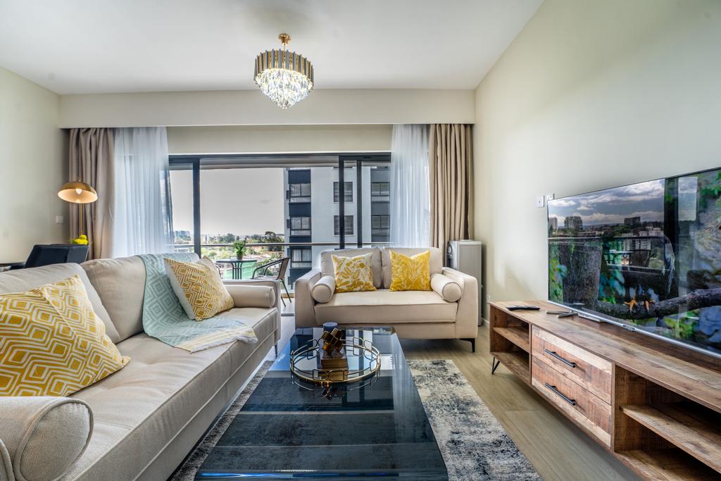 Fully Furnished 2 Bedroom, Master En-Suite Apartment for Rent