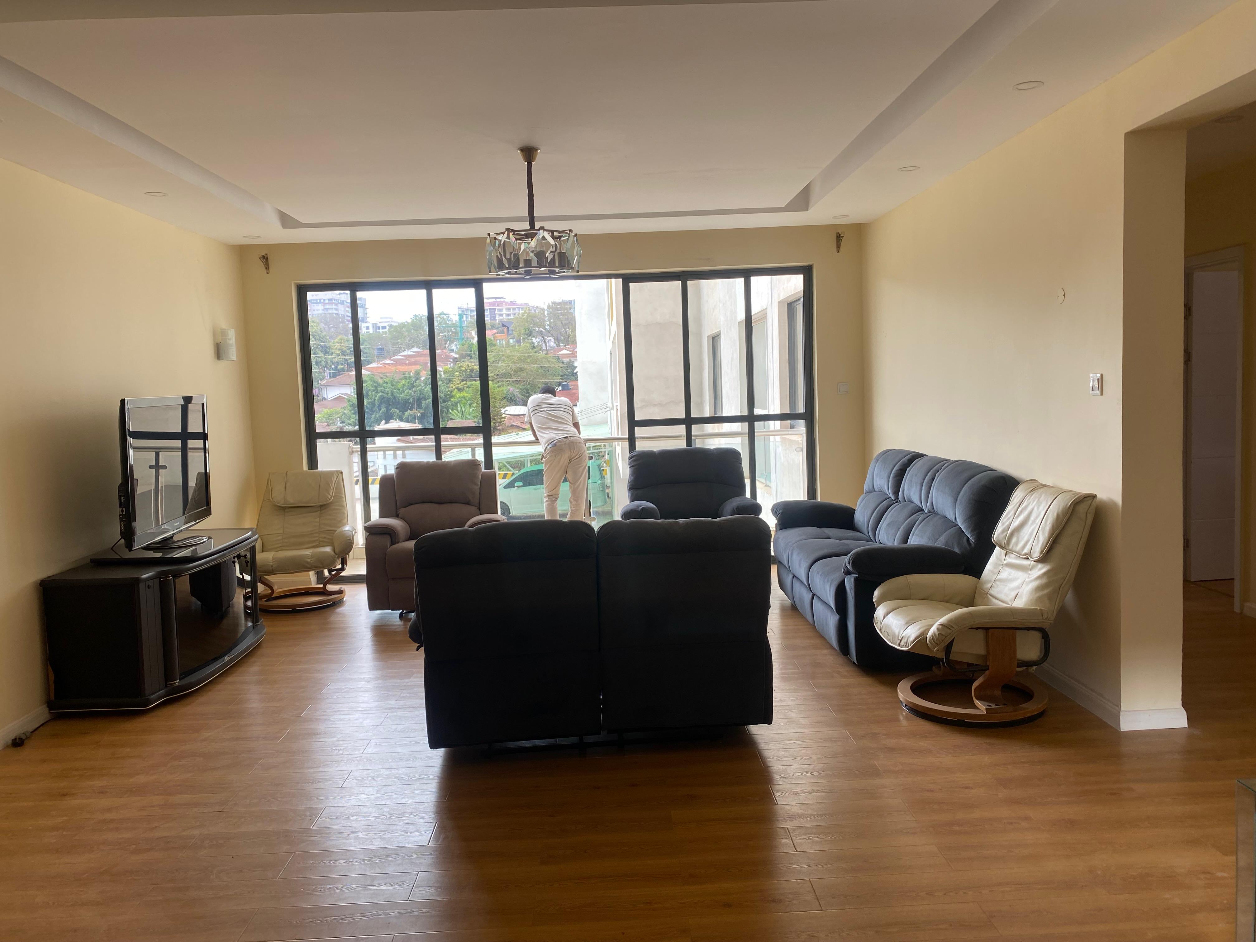 4 Bedroom Apartment, 3 En-Suite For Sale