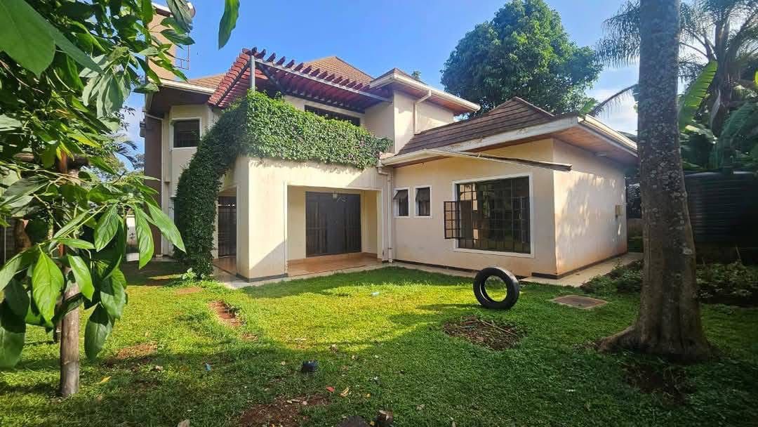 Modern 4 Bedroom plus DSQ For Rent